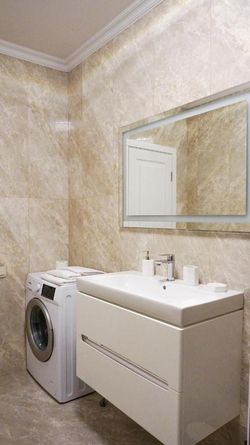 Luxury Apartment Near Metro Station Osokorky Kiew Exterior foto